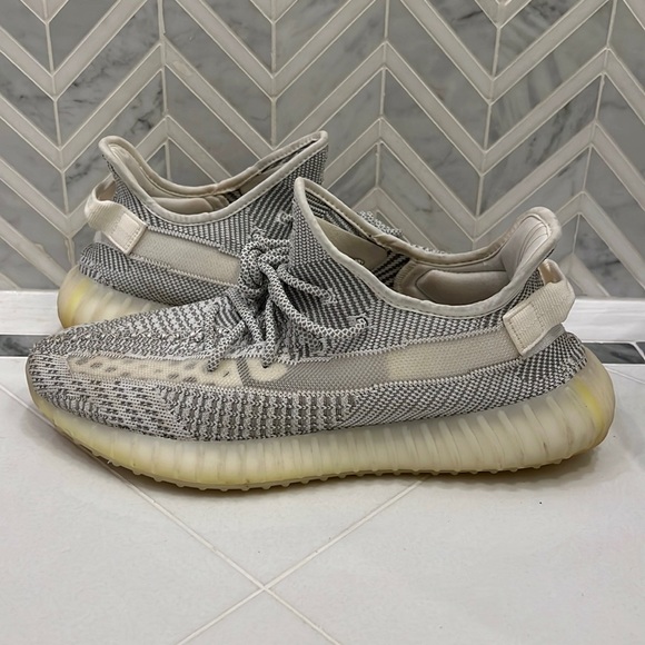 yeezy v2 350 static